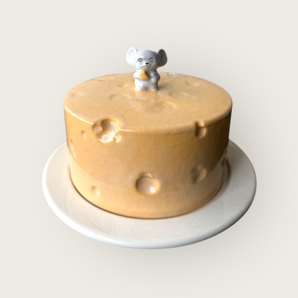 Mischievous Mouse Cheese Dish - Picture 3 of 6